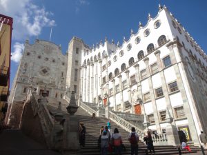 Edificio central de la Universidad Autónoma de Guanajuato
